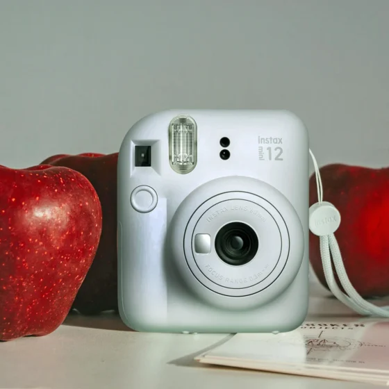 Instax Mini 12: Guia de compra (como usar, filme e mais)