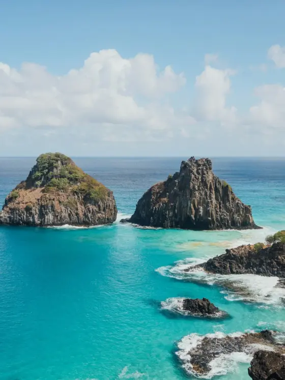 Onde se localiza Fernando de Noronha